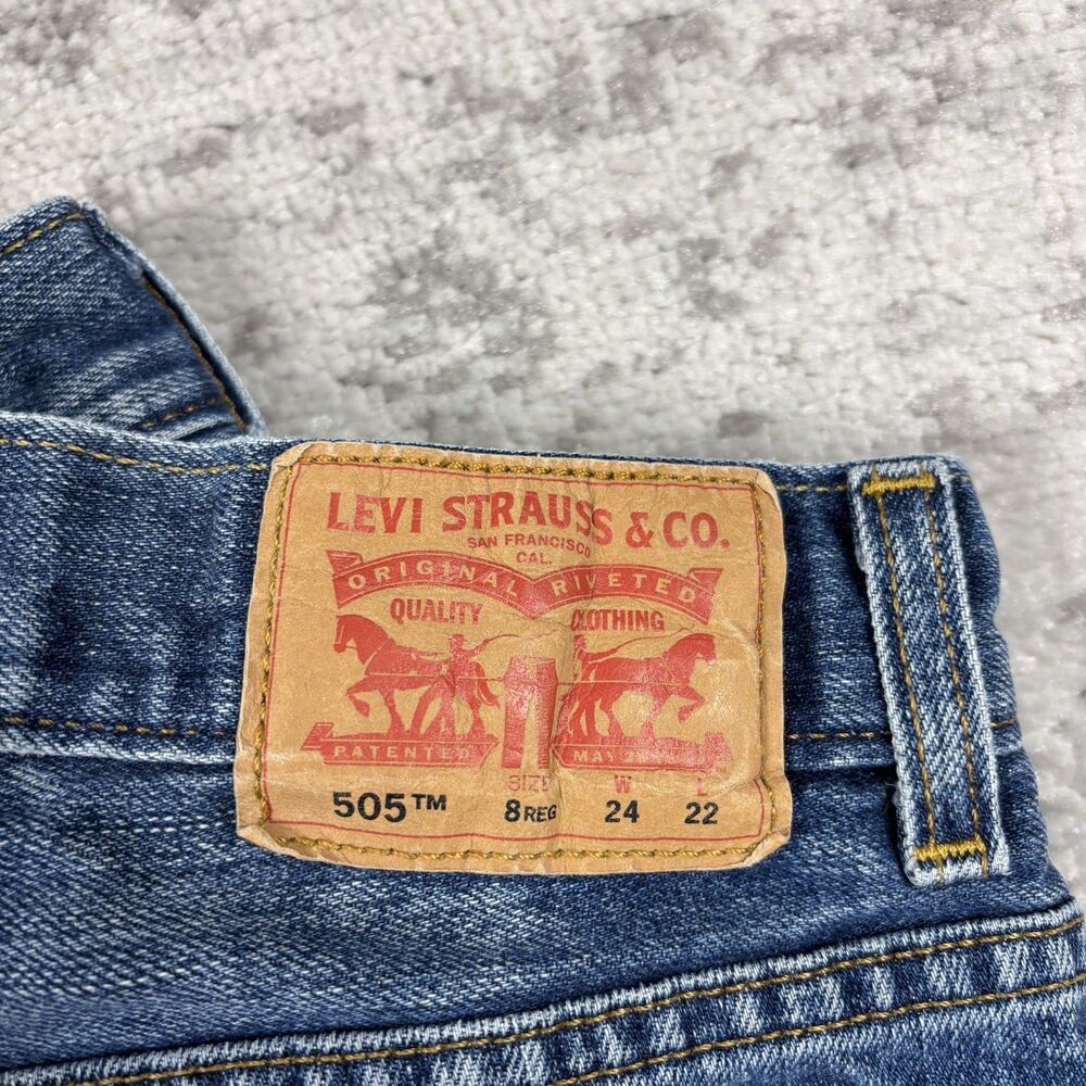 Levi's 505 Jeans Blue Relaxed Fit Medium Wash Grunge Kids Size 8 24x22 - Picture 2 of 4